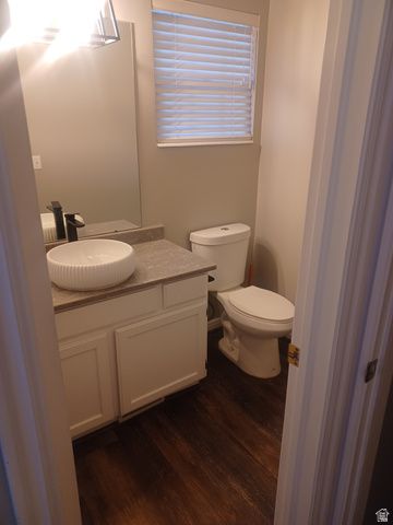 185 N 50 W, Centerville, UT 84014