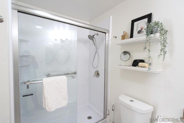 3021 Golden Oak Way, Spring Valley, CA 91978