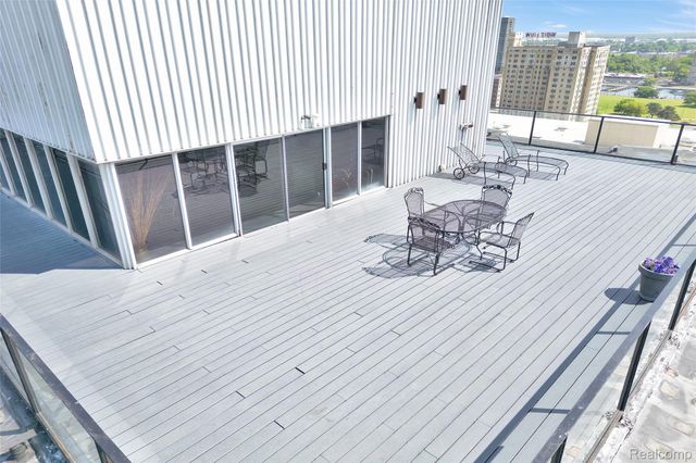 8200 E Jefferson Ave 1610, Detroit, MI 48214