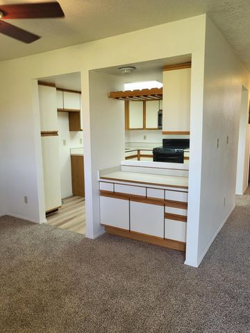 829 Country Club Drive SE APT 2A, Rio Rancho, NM 87124