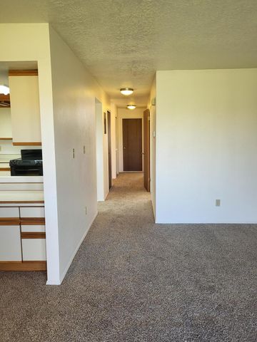 829 Country Club Drive SE APT 2A, Rio Rancho, NM 87124