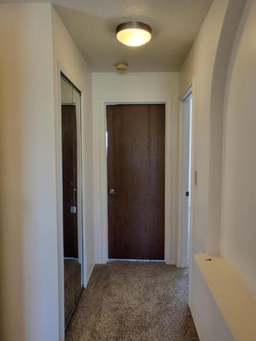 829 Country Club Drive SE APT 2A, Rio Rancho, NM 87124