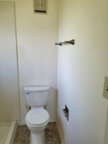 829 Country Club Drive SE APT 2A, Rio Rancho, NM 87124