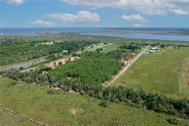 Brister Lane, Lake Charles, LA 70607