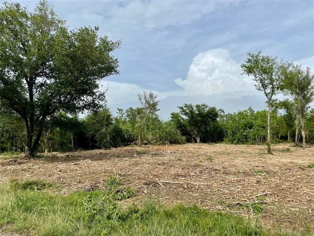 Brister Lane, Lake Charles, LA 70607