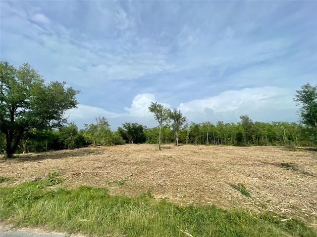 Brister Lane, Lake Charles, LA 70607