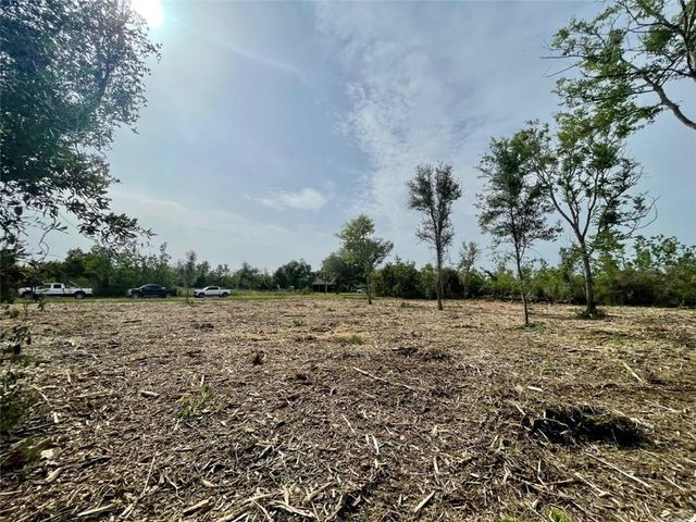 Brister Lane, Lake Charles, LA 70607