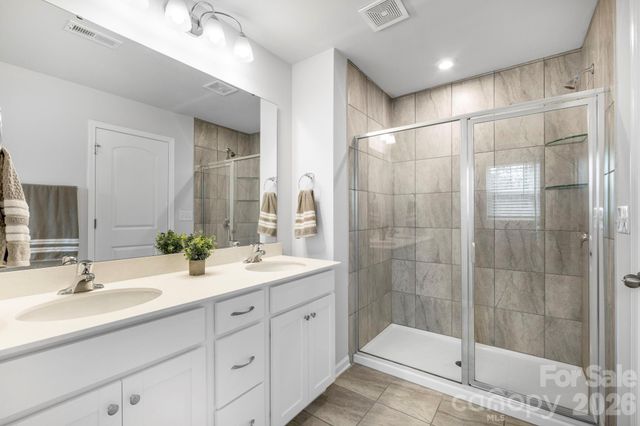 1230 Keydet Drive 31, Charlotte, NC 28216