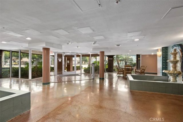 801 Pine Avenue 401, Long Beach, CA 90813
