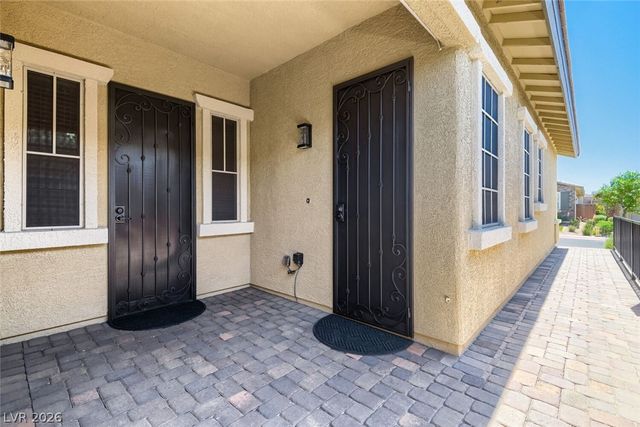 488 Sterling Falls Avenue, Henderson, NV 89011
