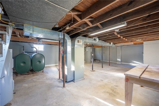 116 Mulling Ln, Mt Pleasant Twp, PA 15650