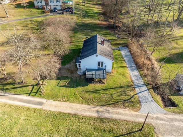 116 Mulling Ln, Mt Pleasant Twp, PA 15650