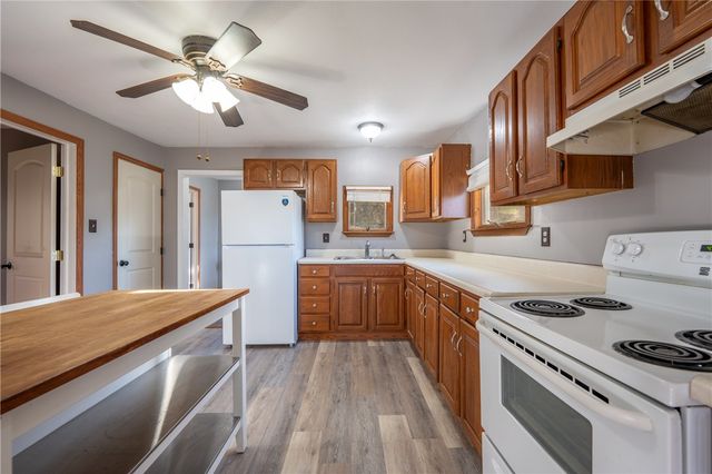 116 Mulling Ln, Mt Pleasant Twp, PA 15650