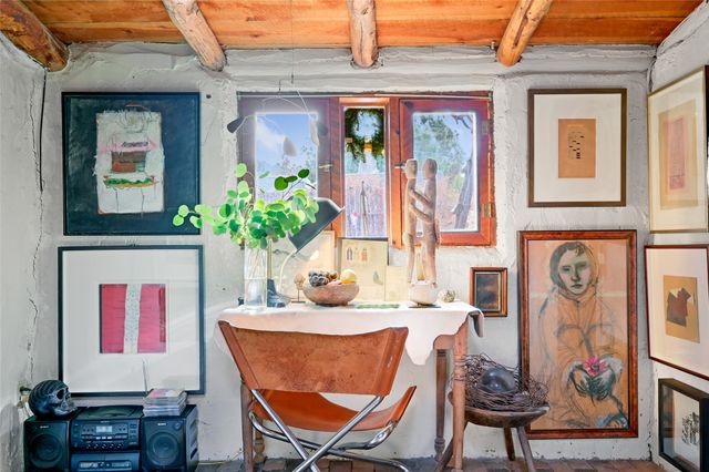 1300 Upper Canyon Road A&B, Santa Fe, NM 87501