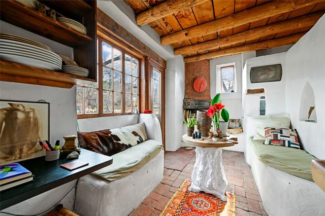 1300 Upper Canyon Road A&B, Santa Fe, NM 87501