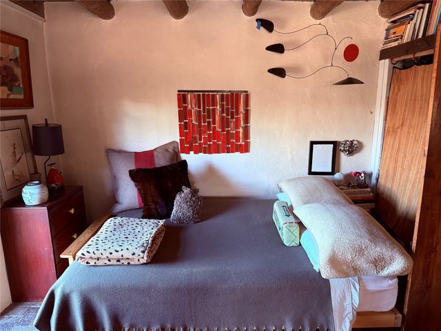 1300 Upper Canyon Road A&B, Santa Fe, NM 87501
