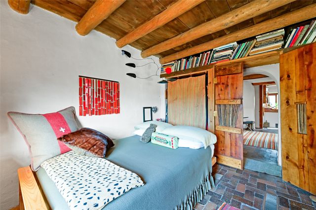 1300 Upper Canyon Road A&B, Santa Fe, NM 87501