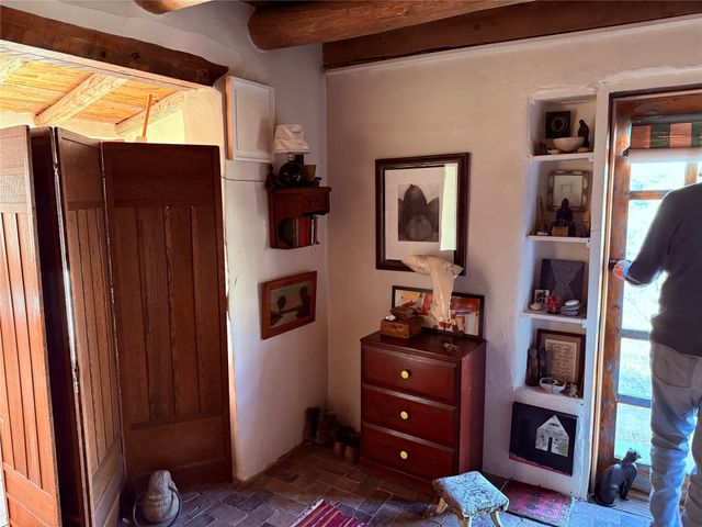 1300 Upper Canyon Road A&B, Santa Fe, NM 87501