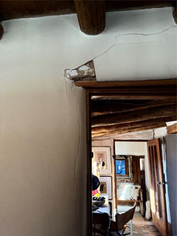 1300 Upper Canyon Road A&B, Santa Fe, NM 87501