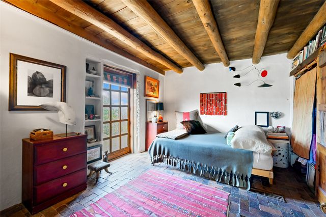 1300 Upper Canyon Road A&B, Santa Fe, NM 87501