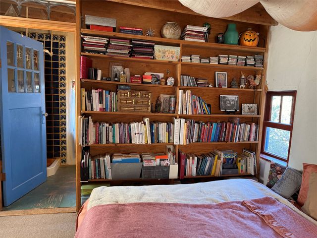 1300 Upper Canyon Road A&B, Santa Fe, NM 87501