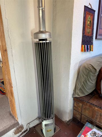 1300 Upper Canyon Road A&B, Santa Fe, NM 87501