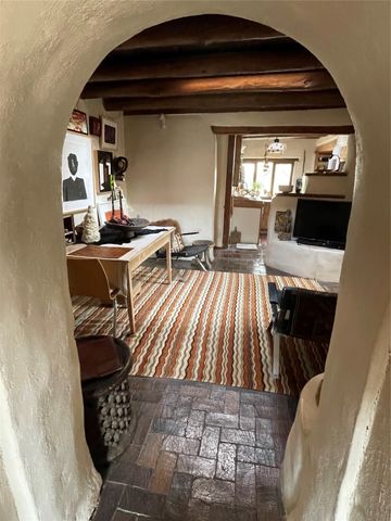 1300 Upper Canyon Road A&B, Santa Fe, NM 87501