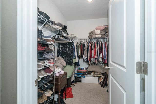 35900 HILLBROOK AVENUE, Zephyrhills, FL 33541