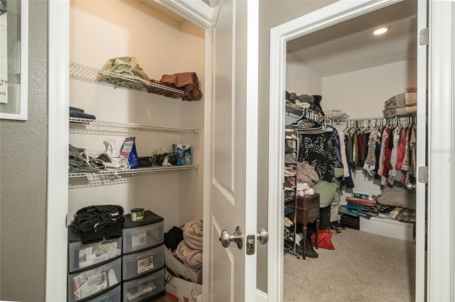 35900 HILLBROOK AVENUE, Zephyrhills, FL 33541