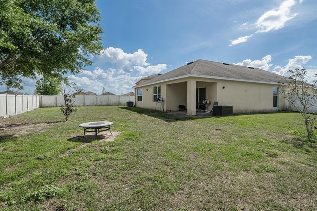 35900 HILLBROOK AVENUE, Zephyrhills, FL 33541