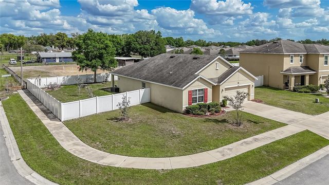 35900 HILLBROOK AVENUE, Zephyrhills, FL 33541