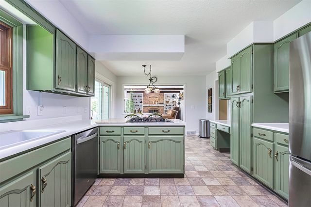 6355 SHADYSIDE Drive, Erie, PA 16505