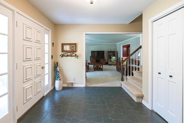 6355 SHADYSIDE Drive, Erie, PA 16505