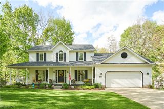 581 Woodhaven Drive, Uniontown, OH 44685