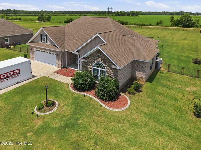 112 N Merganser Drive, Pikeville, NC 27863