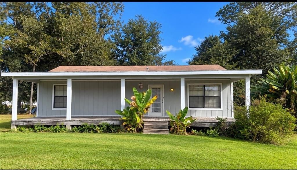 8845 Beverly Road Extension, Irvington, AL 36544 — exterior