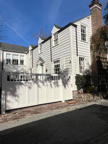 8 Ford Court, Charleston, SC 29401