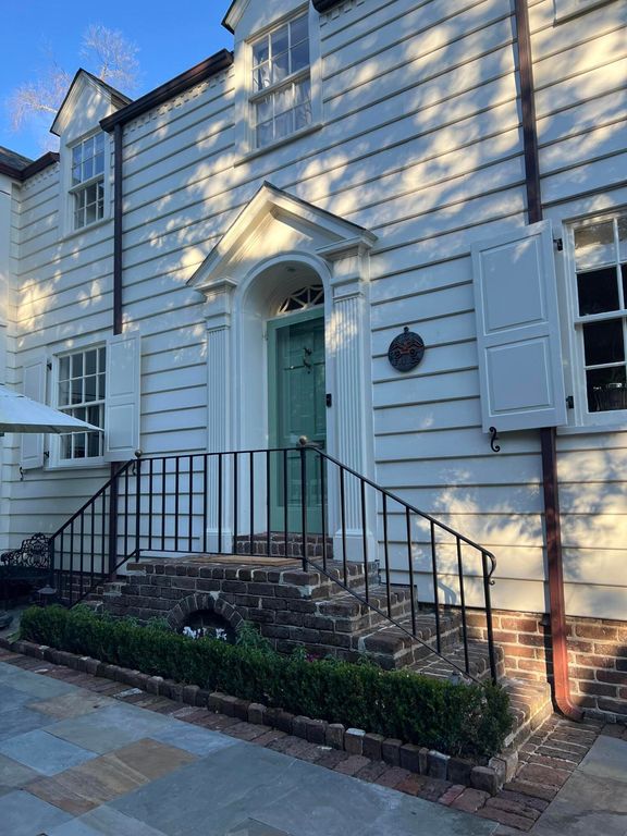 8 Ford Court, Charleston, SC 29401