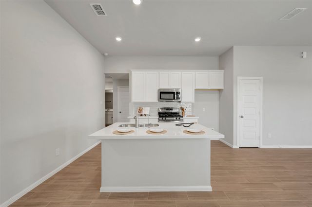 14273 Zealand Drive, Pilot Point, TX 76258