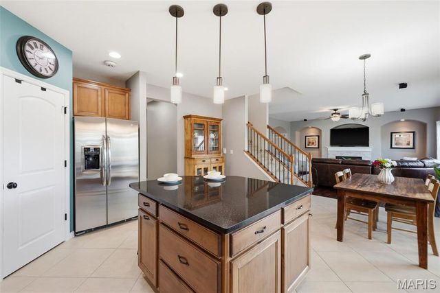 176 Berry Manor Circle, St Peters, MO 63376