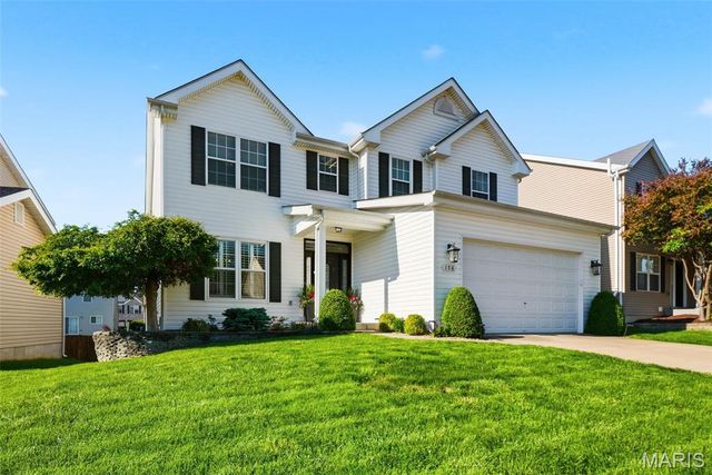 176 Berry Manor Circle, St Peters, MO 63376