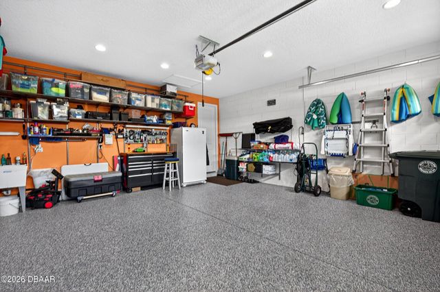 1169 Fins Up Court, Daytona Beach, FL 32124