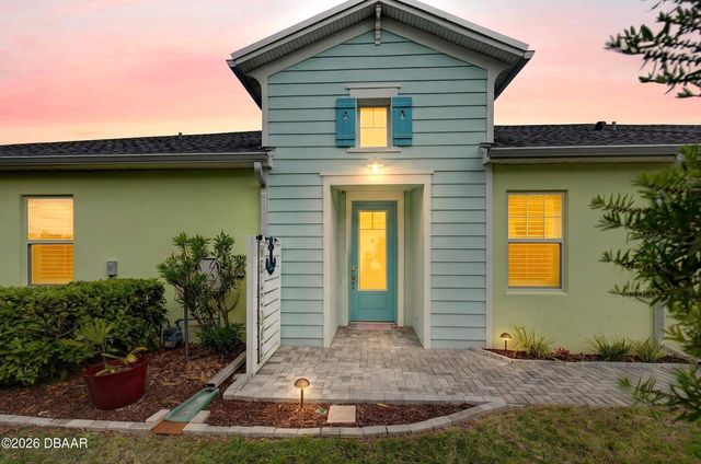 1169 Fins Up Court, Daytona Beach, FL 32124