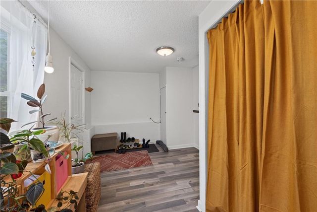 3566 Ladd AVE, Norfolk, VA 23502