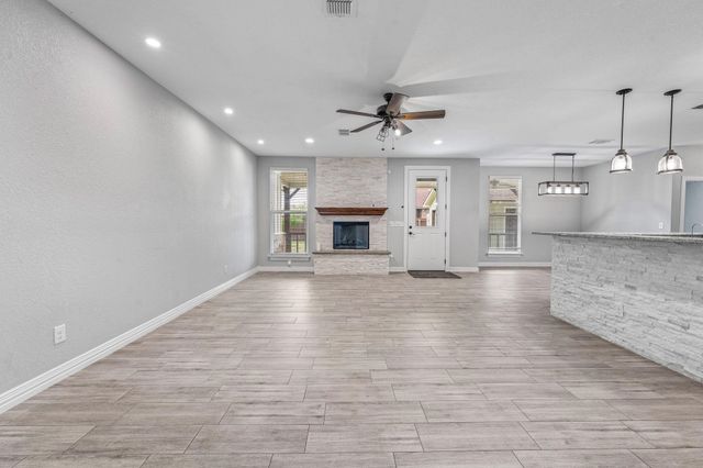 130 Elk Cove, Stephenville, TX 76401
