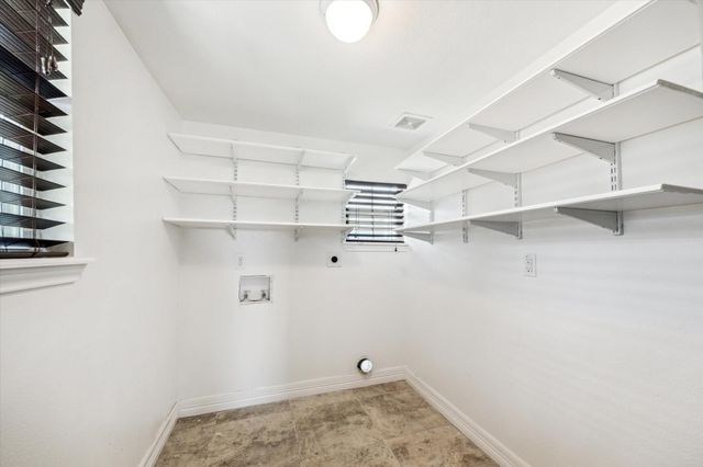 3811 Walker Street, Houston, TX 77023