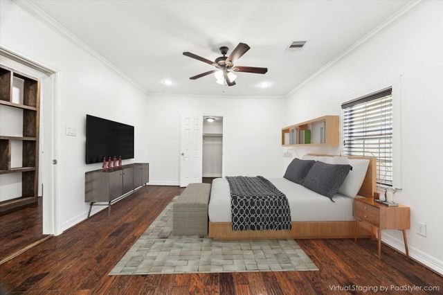 3811 Walker Street, Houston, TX 77023