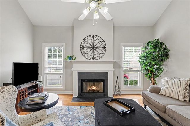 215 Pickets Row, Peachtree City, GA 30269