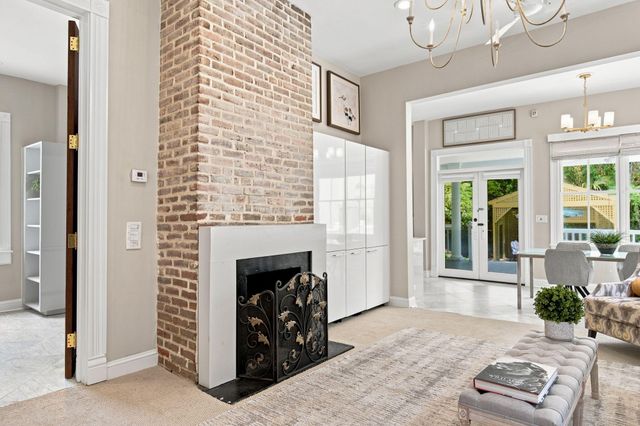 6 Rutledge Avenue, Charleston, SC 29401