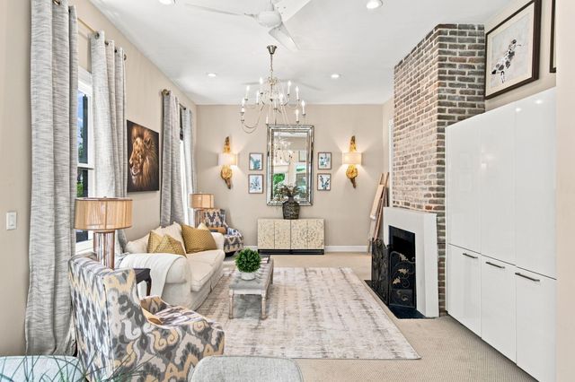 6 Rutledge Avenue, Charleston, SC 29401